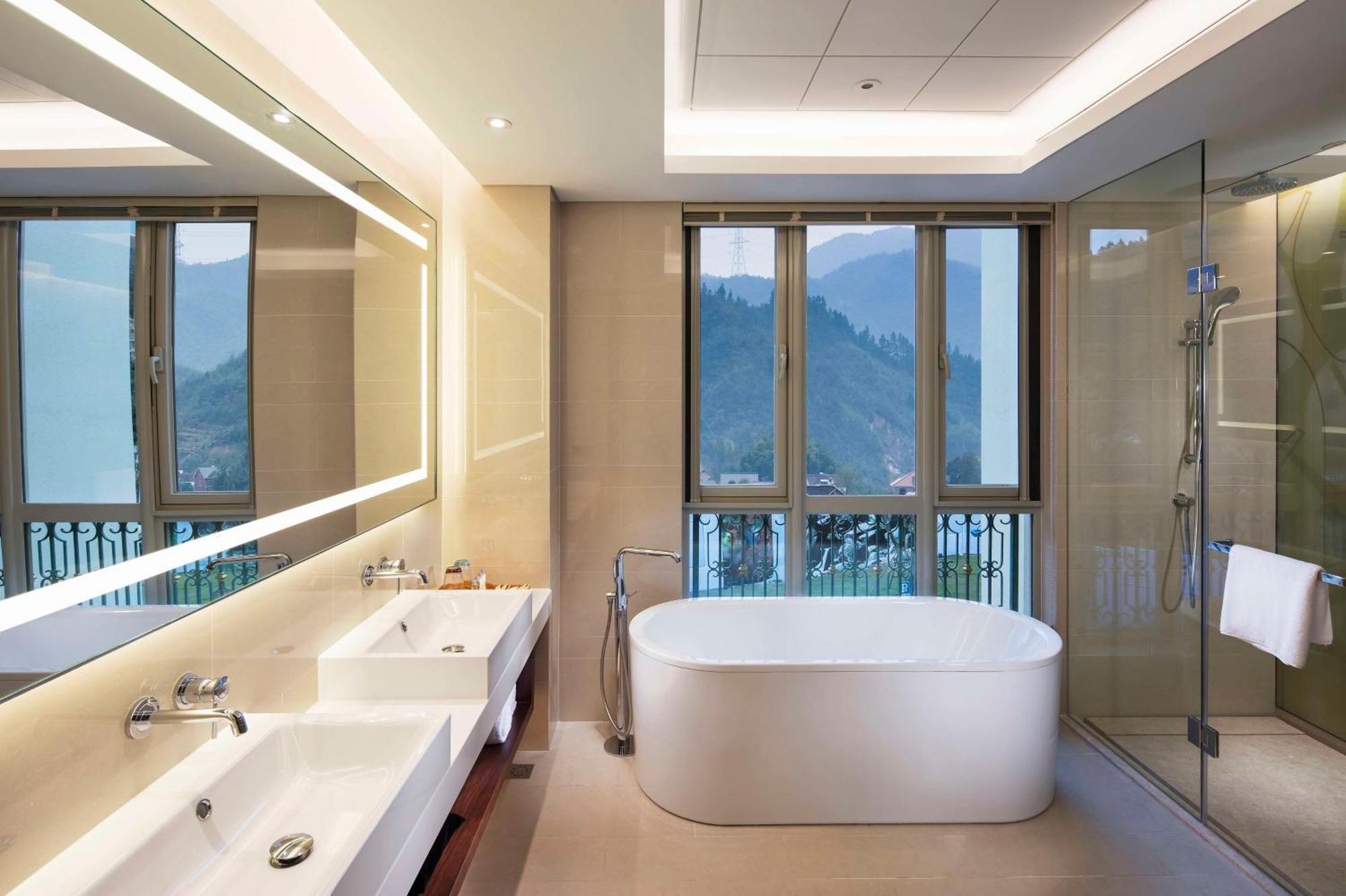 Hilton Garden Inn Hangzhou Lu'Niao Anji Buitenkant foto